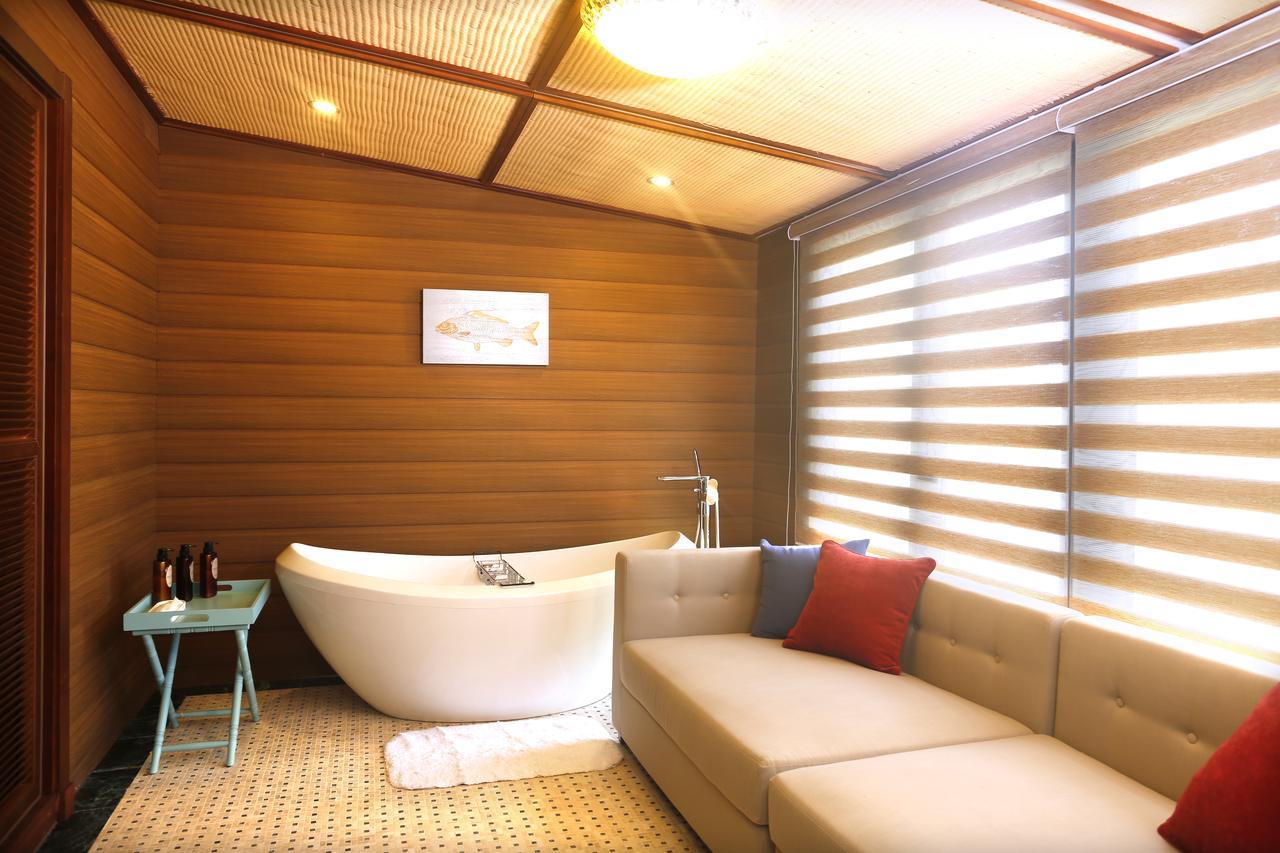Shell Villa Apartel Resort Koror Exterior foto